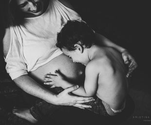 schwangerschaft-fotoshooting-mit-kind